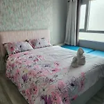 Apartment Centric Sea Pattaya中心海 Pattaya