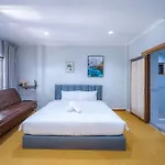 Cozy Gray Garden