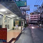 Walking Street By Goad Avadhess Hospitality 3* Pattaya