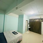 Walking Street By Goad Avadhess Hospitality บ้านพัก