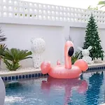 Platinum Pool Hotel Pattaya