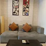 The Base อพาร์ทเม้น *