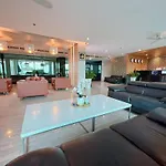Hotel Golden Dragon Pattaya 3*