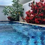 Luxury Villa, 5br 6ba, Private Pool With Jacuzzi Cityhouse54