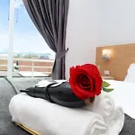 วิลล่า Luxury Villa, 5br 6ba, Private Pool With Jacuzzi Cityhouse54 *