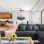 Luxury Villa, 5br 6ba, Private Pool With Jacuzzi Cityhouse54 วิลล่า Pattaya