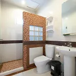 Nautica - Unique Boathouse 4br Pool วิลล่า *
