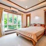 Nautica - Unique Boathouse 4br Pool วิลล่า Pattaya