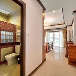 Nautica - Unique Boathouse 4br Pool วิลล่า *