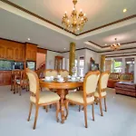 Nautica - Unique Boathouse 4br Pool วิลล่า Pattaya