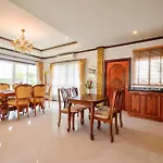 Nautica - Unique Boathouse 4br Pool วิลล่า