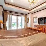 วิลล่า Nautica - Unique Boathouse 4br Pool Pattaya