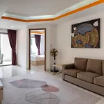 Apartment C-view By Apartwell