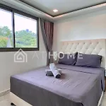 1-Bedroom Arcadia Center Suites 824