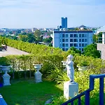 Hotel D Eco Wellness Center 5*