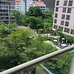 Centara Avenue Studio Room Poolview 7Th Floor Wifi