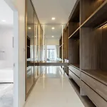 3-bedroom, 3-bathroom Townhouse, Community With Swimming Pool, Gym, Walking Street For 20 Minutes By Car * Pattaya