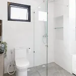 3-bedroom, 3-bathroom Townhouse, Community With Swimming Pool, Gym, Walking Street For 20 Minutes By Car อพาร์ทเม้น *