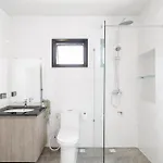 Apartment 3-bedroom, 3-bathroom Townhouse, Community With Swimming Pool, Gym, Walking Street For 20 Minutes By Car *