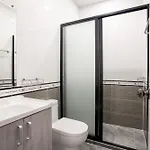 อพาร์ทเม้น 3-bedroom, 3-bathroom Townhouse, Community With Swimming Pool, Gym, Walking Street For 20 Minutes By Car Pattaya
