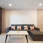 3-bedroom, 3-bathroom Townhouse, Community With Swimming Pool, Gym, Walking Street For 20 Minutes By Car *