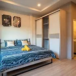 3-bedroom, 3-bathroom Townhouse, Community With Swimming Pool, Gym, Walking Street For 20 Minutes By Car *