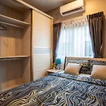 3-bedroom, 3-bathroom Townhouse, Community With Swimming Pool, Gym, Walking Street For 20 Minutes By Car * Pattaya