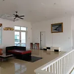 Phratumnak,6,Beach 600M,10Br Villa
