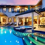 Luxury Pool Villa T1 Near Walking Street 5Br 9 Persons