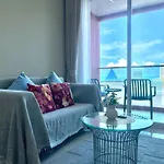 Apartment With Sea View Pattaya