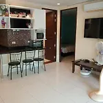 อพาร์ทเม้น 2 Bedroom On Wongamat