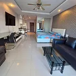 View Talay 6 By Anatolia อพาร์ทเม้น *