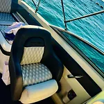 Botel частная яхта и эксклюзивные приватные туры по островам в паттайе *