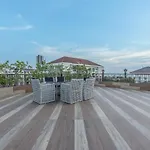 อพาร์ทเม้น Pratumnak Penthouse X Monthstayz Thailand *