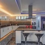 Pratumnak Penthouse X Monthstayz Thailand อพาร์ทเม้น Pattaya