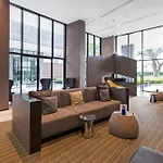 อพาร์ทเม้น 2 Bed At Excellent Location - In Class