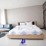 View Talay 6 Studio Apartment