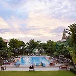 Basaya Beach Hotel&Resort
