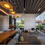 High Floor Beachfront 1 Bedroom With Scenic View อพาร์ทเม้น *