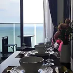High Floor Beachfront 1 Bedroom With Scenic View * Pattaya