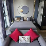 High Floor Beachfront 1 Bedroom With Scenic View *