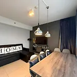 Spacious 2 Bedroom Corner Unit Near Walking Street อพาร์ทเม้น *