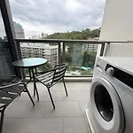 Spacious 2 Bedroom Corner Unit Near Walking Street อพาร์ทเม้น *