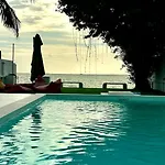 Hi Yang Seaview *