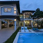 วิลล่า Bella 2 - 7 Bedroom Luxury Pool - 14min To Walking Street Pattaya