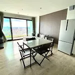 Sea View 2 Bed High Floor Pattaya