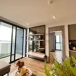 Sea View Amazing 2 Bed Room-mesmerizing Views