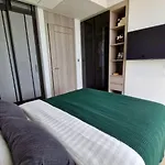 Sea View Amazing 2 Bed Room-mesmerizing Views อพาร์ทเม้น