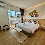Hotel Charm At Pratumnak
