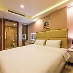 Grand Avenue By Bormon Pattaya